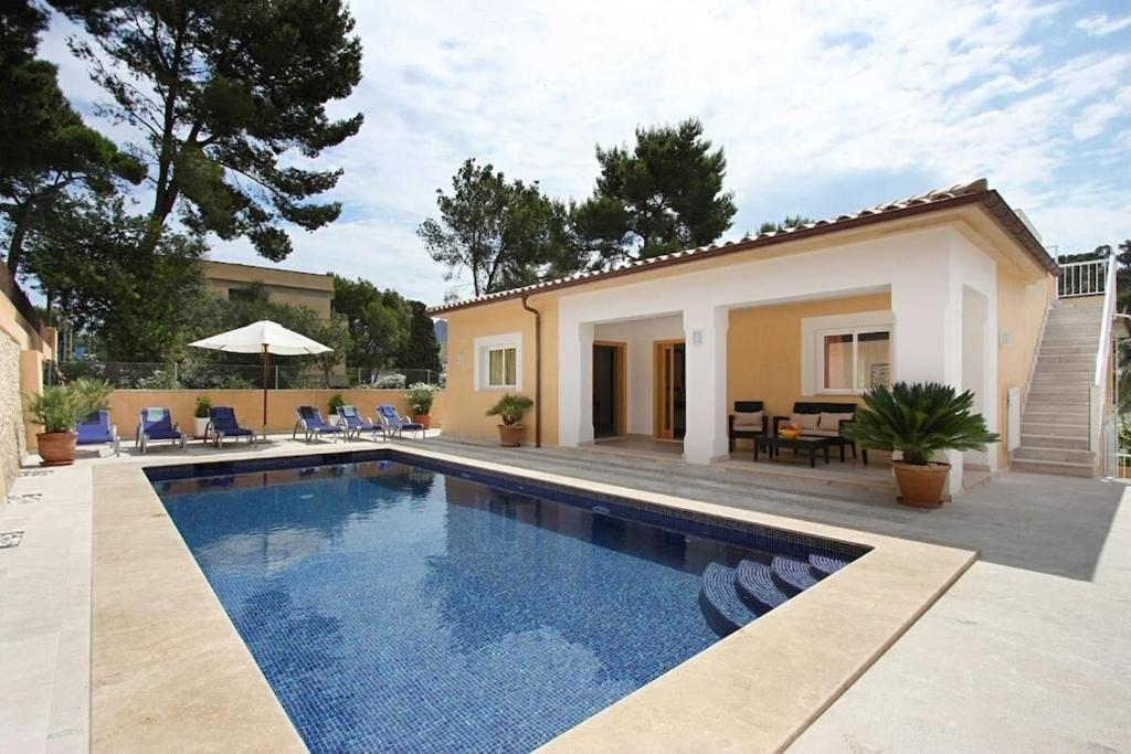 Villa Modern 300m From Crystal Clear Coves By Renthousing Cala de Sant Vicenc