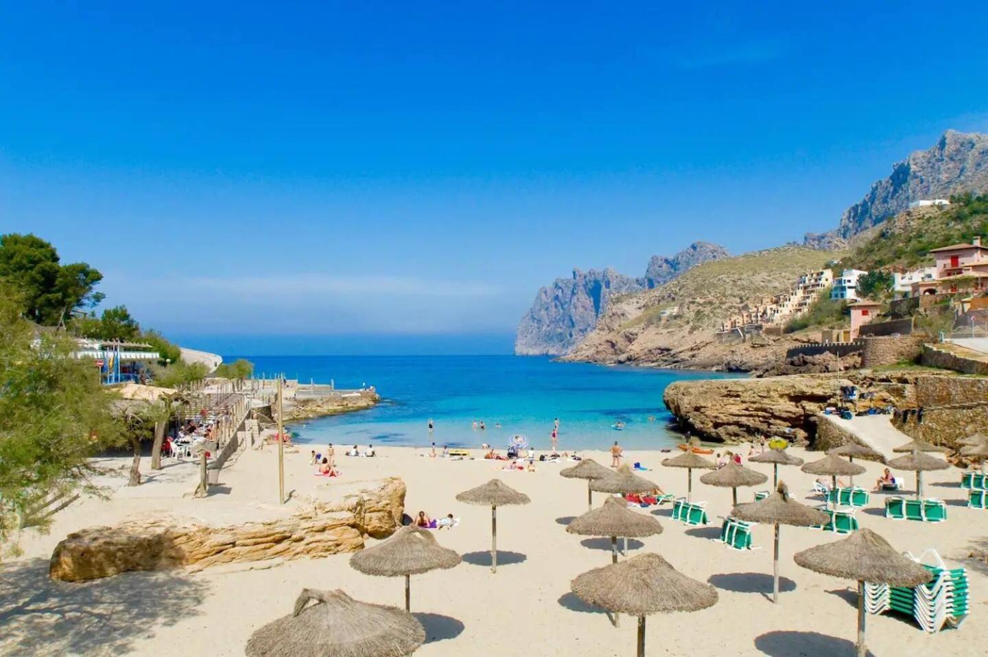 Villa Modern 300m From Crystal Clear Coves By Renthousing Cala de Sant Vicenc